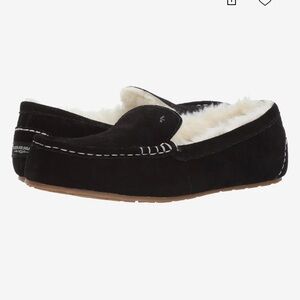 Koolaburra by UGG slippers  size 9
